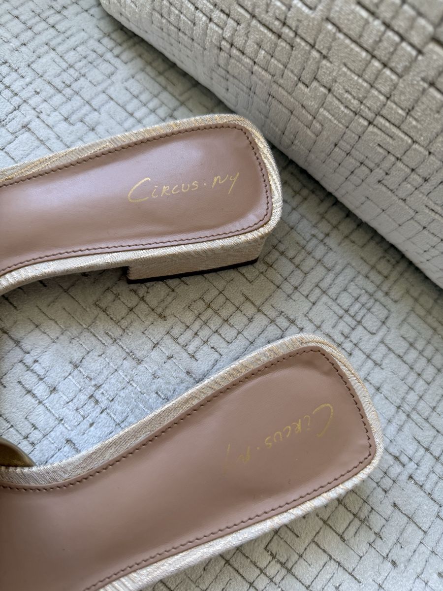 Scarpe da donna: Circus sandals doré taille - 8. US – Nuovo (secondo la descrizione) da Genève venduto da iry_67wr 3