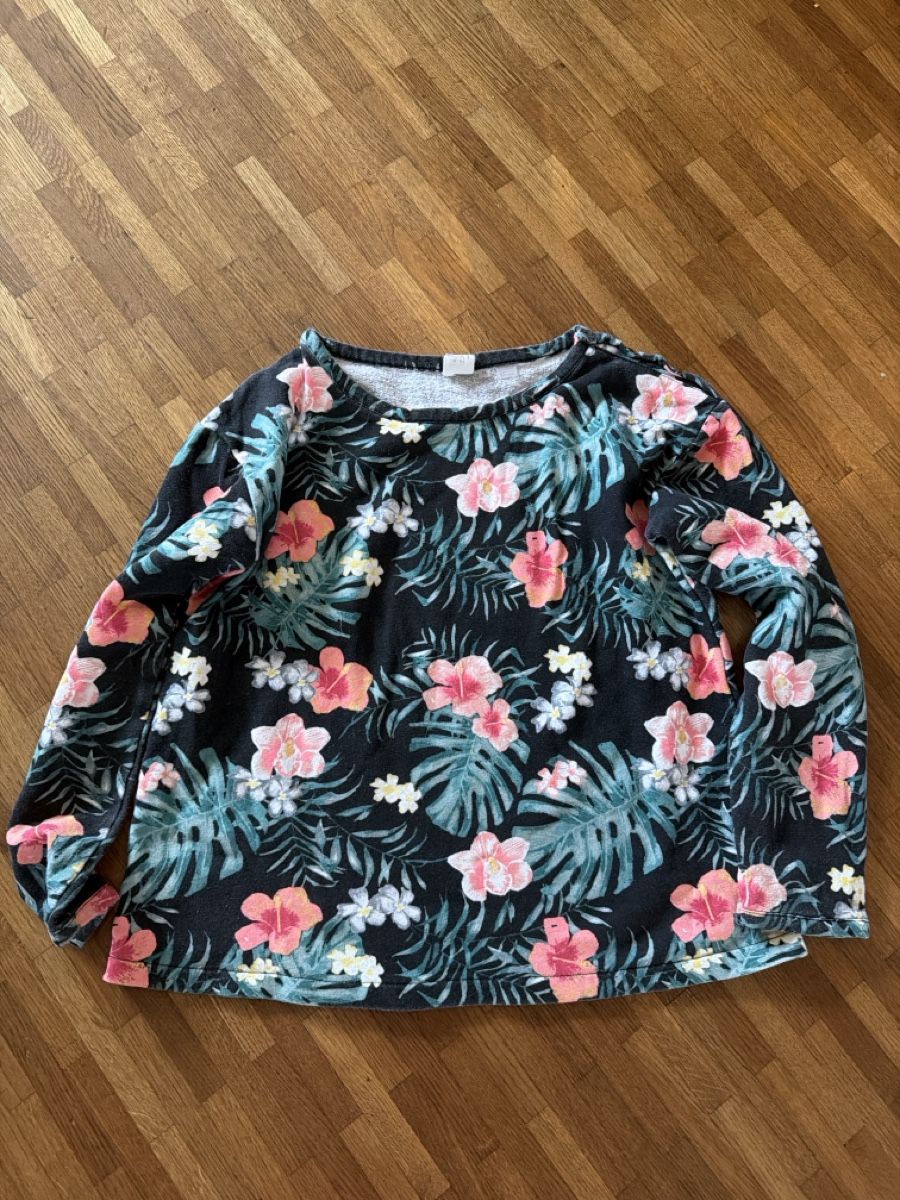 Roxy Maglioni & Felpe: Roxy Girl Pullover, Grösse 14 / 152 , selten getragen  – Usato da Morgarten venduto da elabaumann_ch