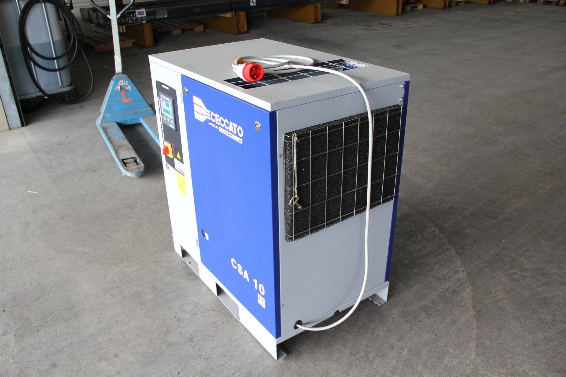 Compressori: Ceccato CSA 10 Schraubenkompressor, Top Zustand! – Usato da Oberuzwil venduto da hoeggersystems 1