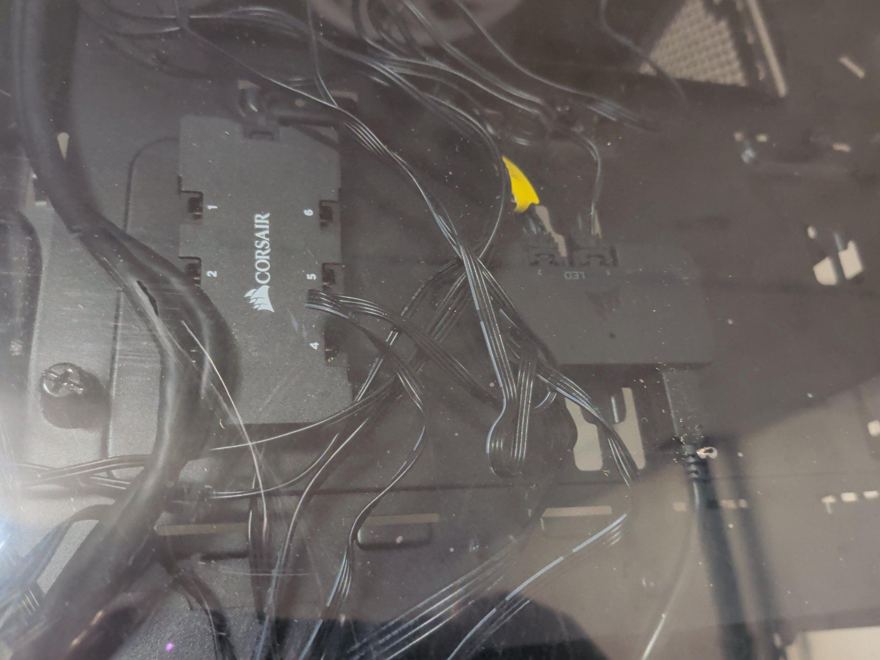 Corsair Custodie: Corsair Crystal 570X RGB PC Gehäuse – Usato da Kriessern venduto da Roman1224 6
