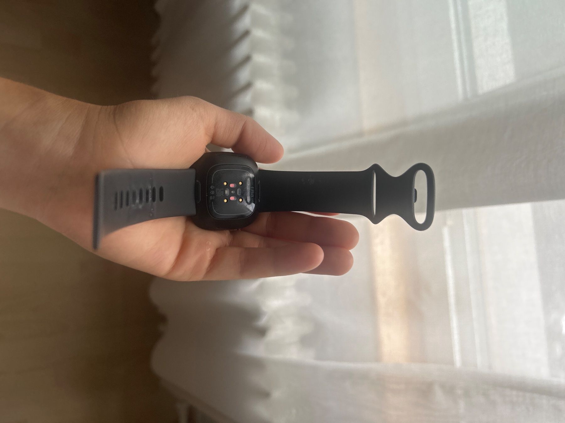 Fitbit Smartwatch: Fitbit Versa 3 – Gebraucht aus Basel von kst_ldk6 1