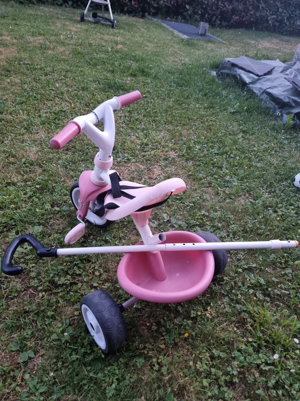 Smoby Fahrzeuge für Kinder: Smoby Dreirad Be Move pink/rosa, mit Stange – Gebraucht aus Brüttisellen von Begoran 2