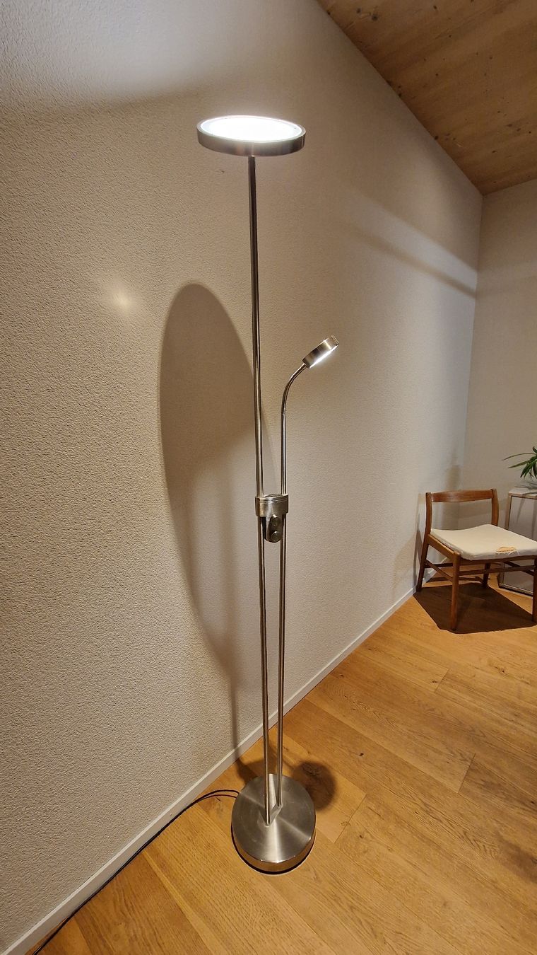 Lampen: Stehlampe gebraucht – Gebraucht aus Münchenbuchsee von Svstra
