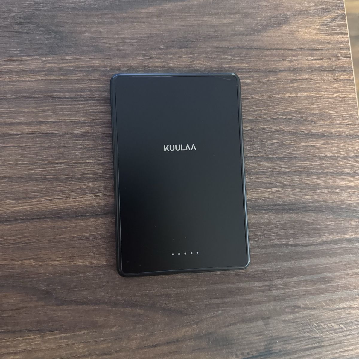 Apple Caricabatterie: Ultra Slim Powerbank 5000mAh 7.5W – Usato da Hinwil venduto da norisenya 1
