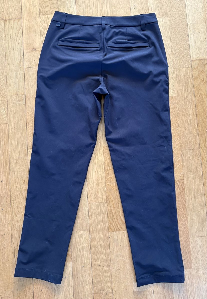 Lululemon Pantaloni: Hose von Lululemon – Usato da Zürich venduto da mr_rm_z 1