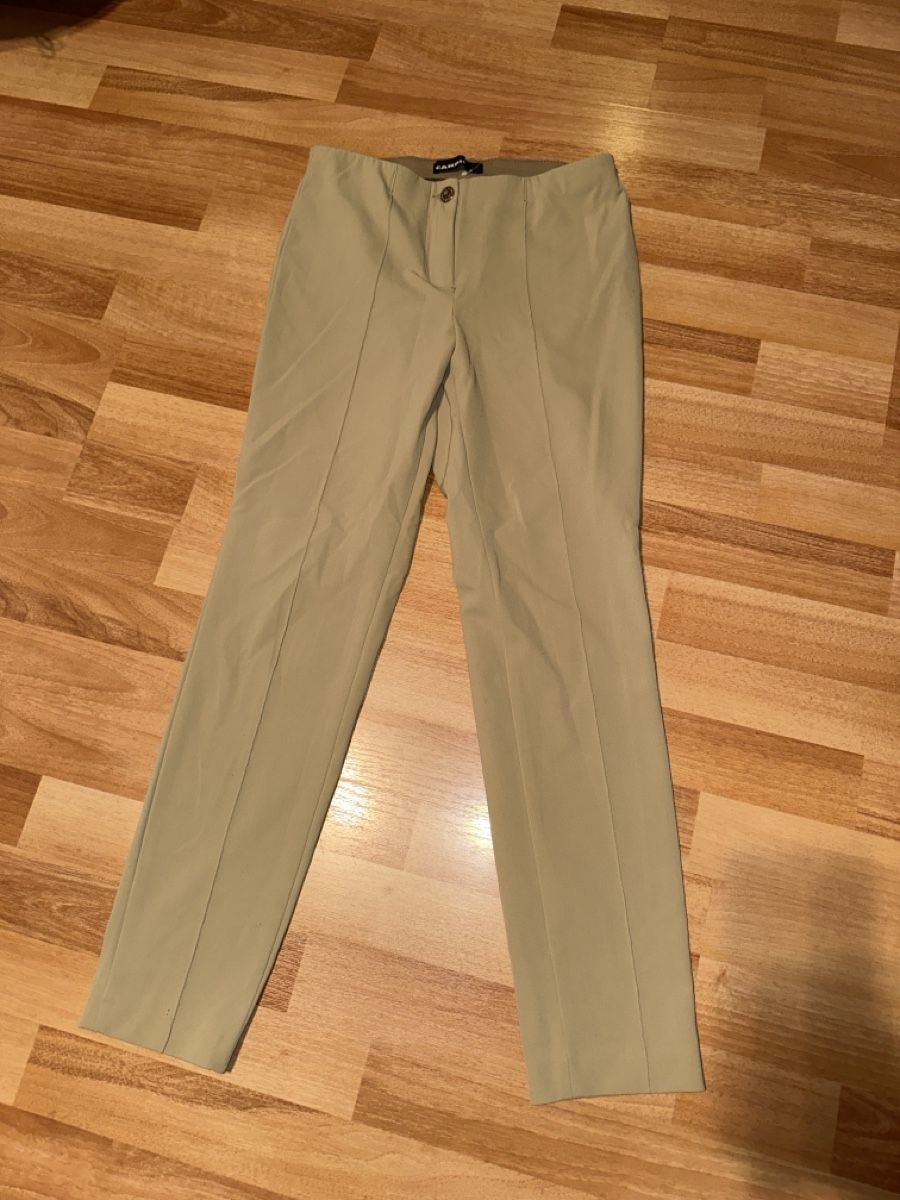 Cambio Pantaloni: Cambio Hose, beige, einf. Bundweite ca. 33 cm – Usato da St. Gallen venduto da mai_2lcj