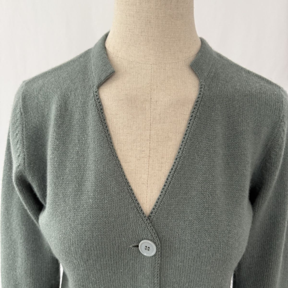 Maglioni & Felpe: Wool/Cashmere Cardigan – Nuovo (secondo la descrizione) da Freienbach venduto da Avviivva_Shop 1