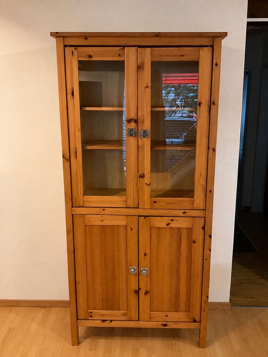 Armadi: Schrank Küchenschrank – Usato da Bern venduto da jonathanconconi