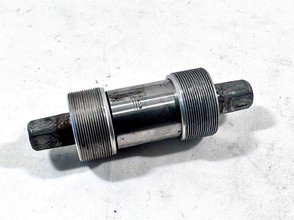 Eje de pedalier Campagnolo Centaur 111 mm