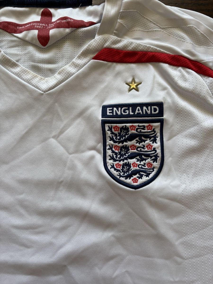 Umbro Canottiere & Pantaloni: Original Fussballtrikot England – Usato da Gebenstorf venduto da Jennmar84 1