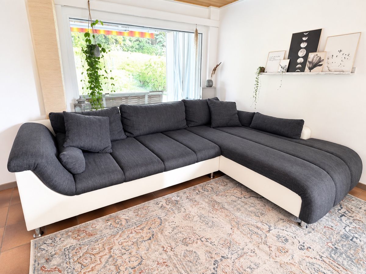 Conforama Sofas: XXL Ecksofa – D'occasion à Lüsslingen par Nirtak626 1