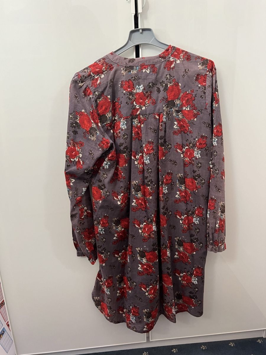 Vestiti: Kleid mit Rosen, Gr. L – Nuovo (secondo la descrizione) da Grindelwald venduto da wand_24 1