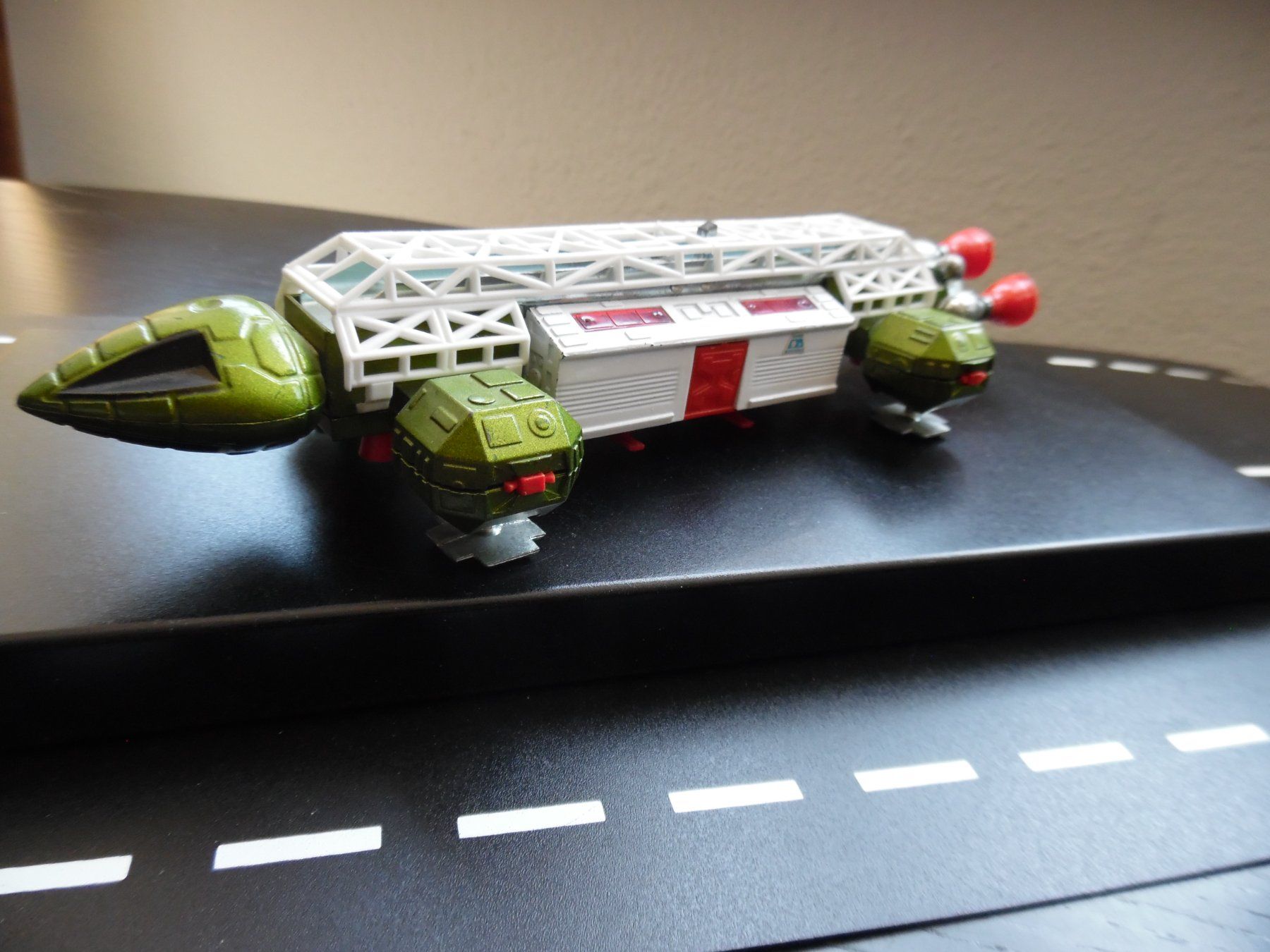 Dinky Toys Modellautos: Dinky Toys Eagle Transporter Space 1999 Gerry Anderson – Gebraucht aus Steinach von suzzi11 1
