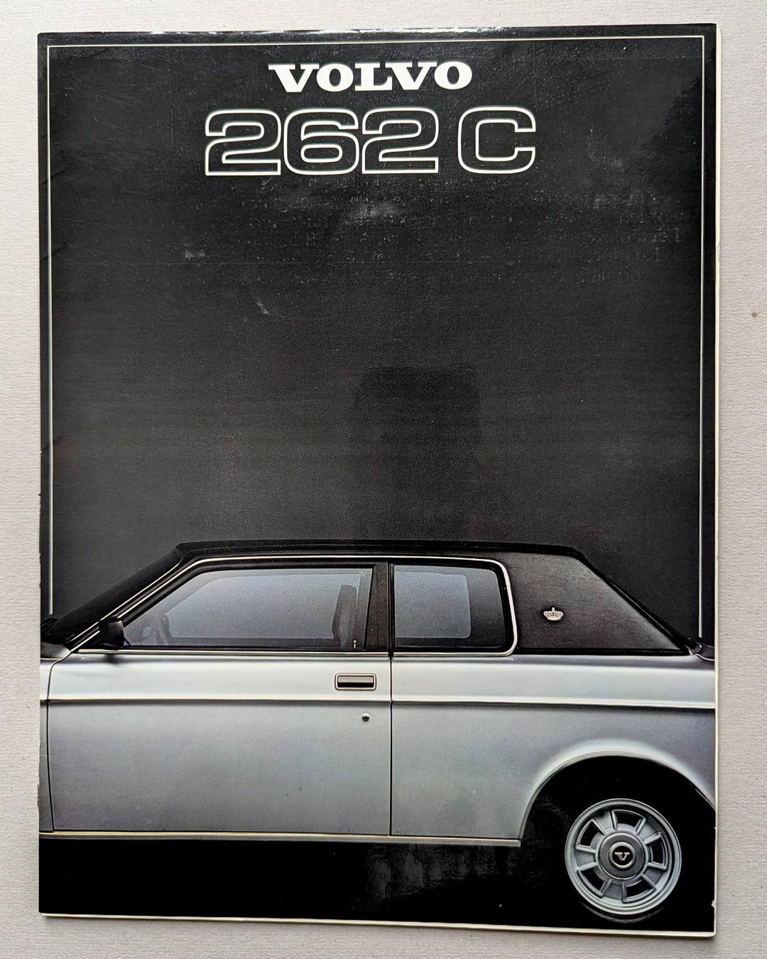 Volvo Dokumente: Originalkatalog "VOLVO 262 C", Faltprospekt/Hochglanzpapier – Neu (gemäss Beschreibung) aus Olten von VanishingPoint.71