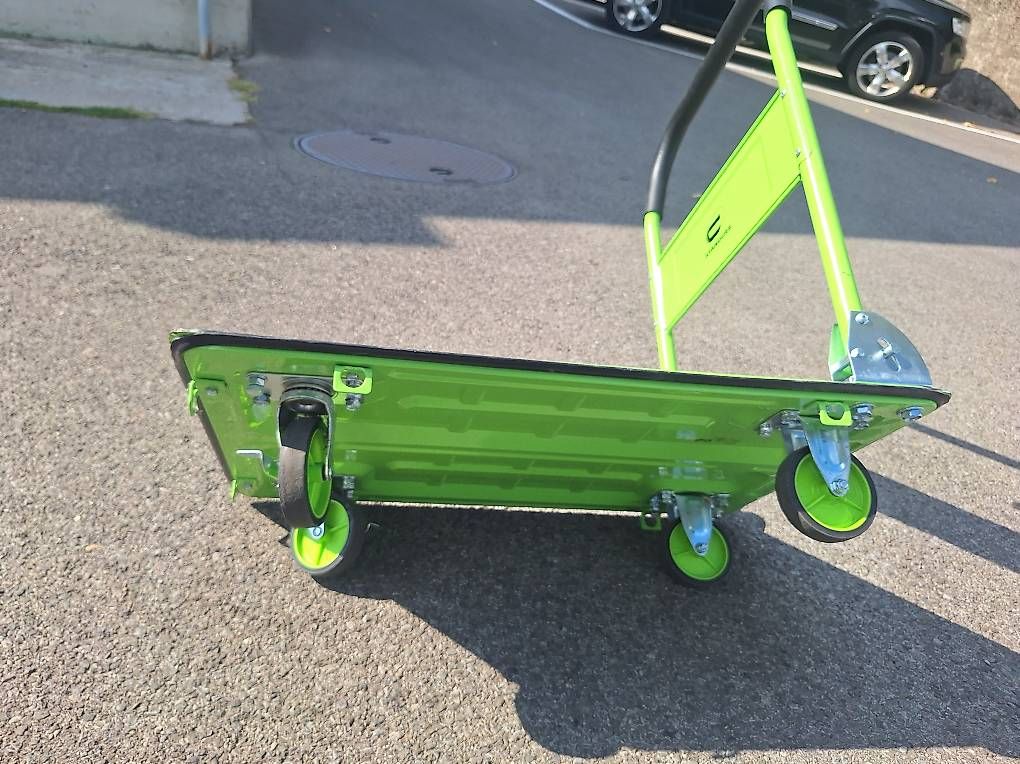 Carriole: Chariot à plate-forme pliable – Usato da Crans VD venduto da Yobia8