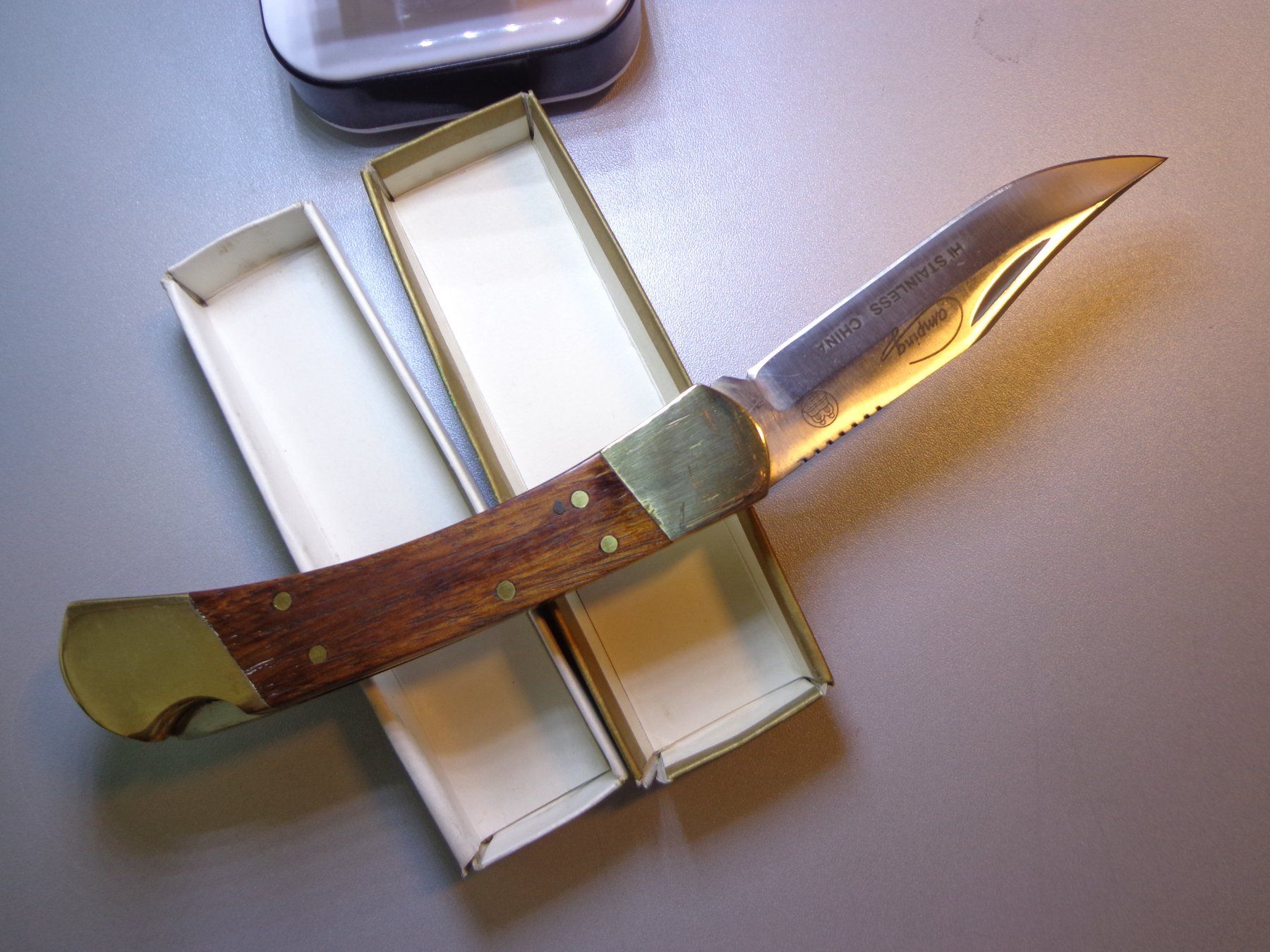 Accessoires: Klappmesser neu – Neuf avec emballage d'origine à Hinterkappelen par Roku5 5