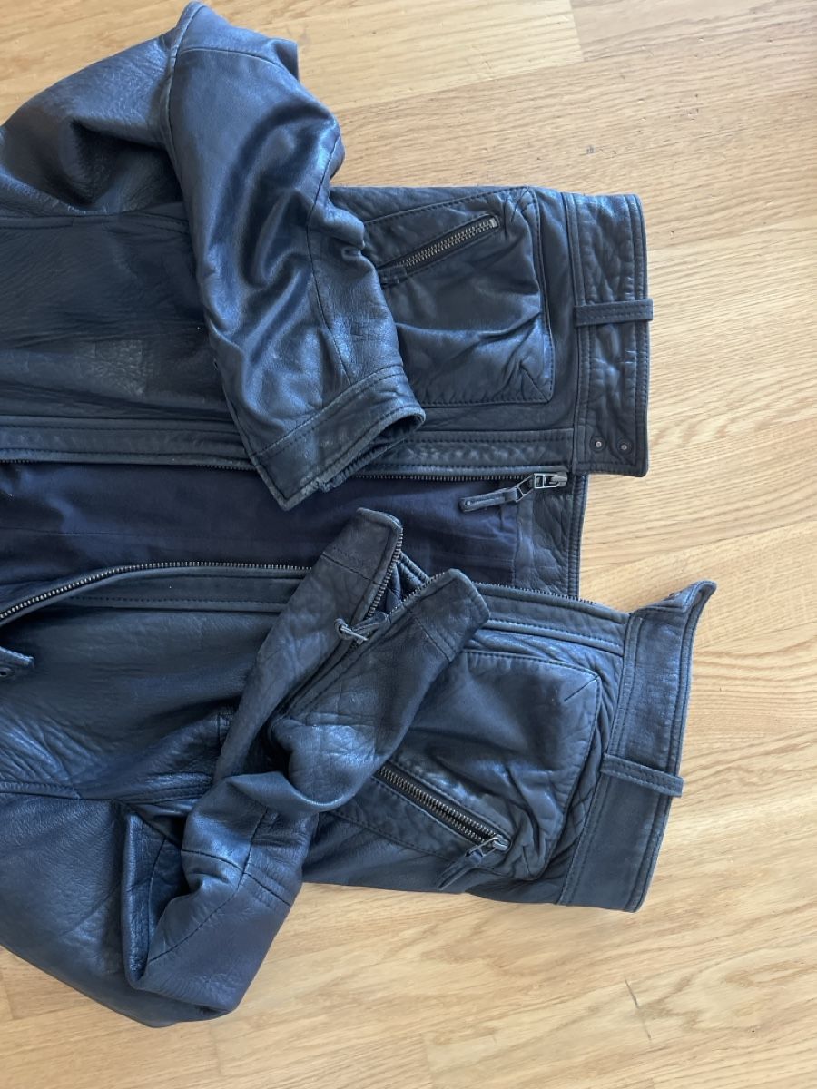 Massimo Dutti Giacche: Damen Lederjacke Massimo Dutti schwarz – Usato da Zürich venduto da barbe75 3