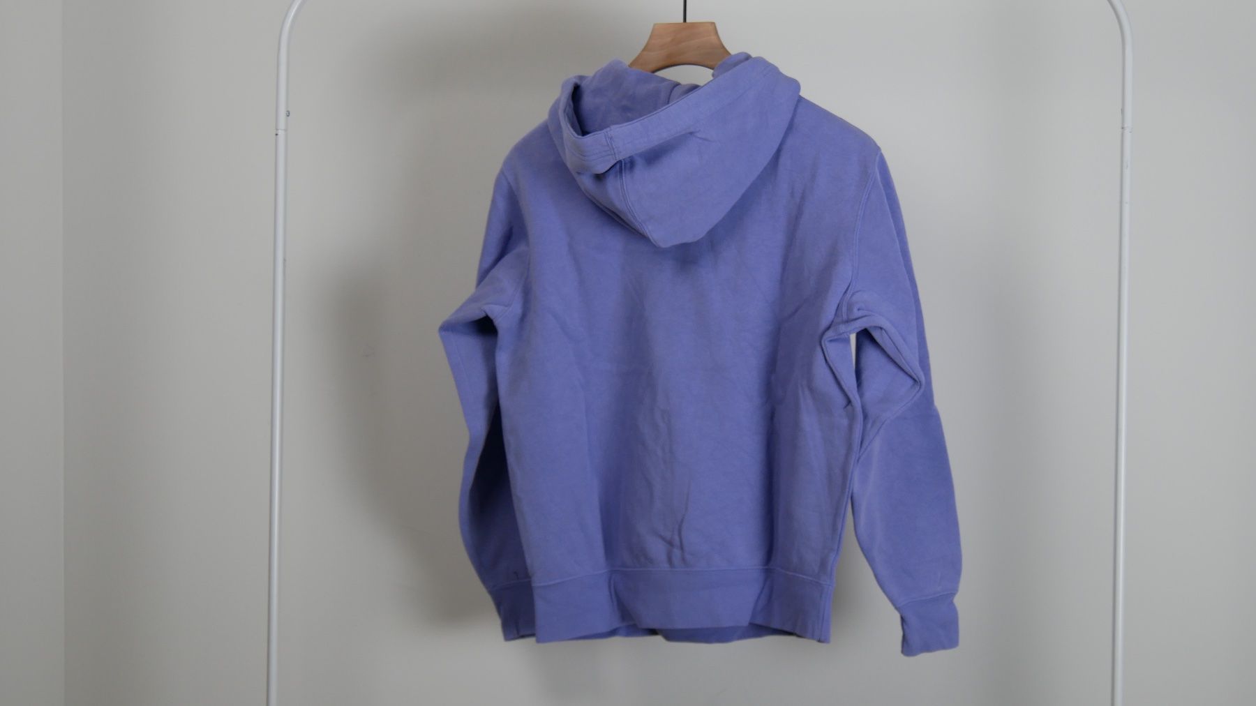 Nike Maglioni & Felpe: Nike Pullover lila violett Hoodie Kaputzenpullover Sweater – Nuovo (secondo la descrizione) da Zürich venduto da julia_vina 2