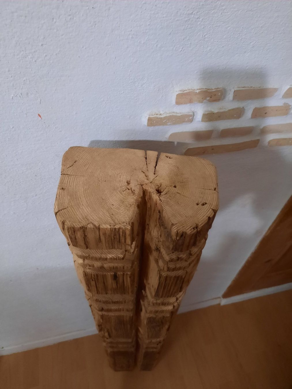 Articoli in legno: Altholz Balken – Usato da Sisikon venduto da Creantic-Art 3