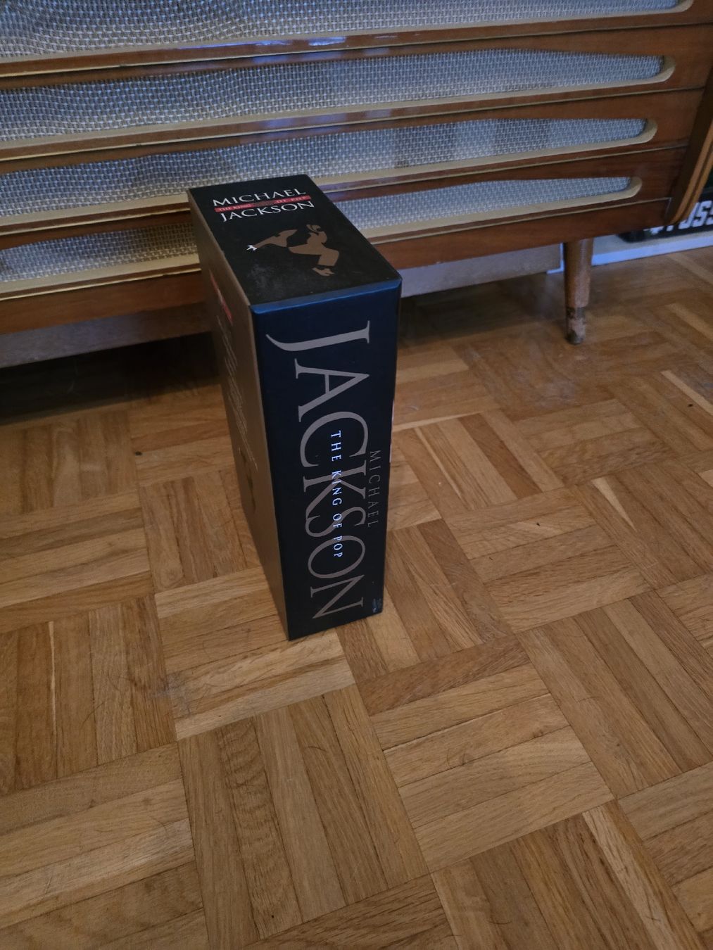 CD: Michael Jackson Box Set "The King of Pop"  – Usato da Losone venduto da wol_5qhj 3