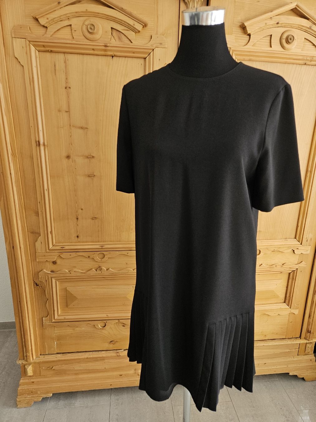 Zara Kleider: schönes Kleid, Zara – Neu (gemäss Beschreibung) aus Wiesendangen von Sinhuk 2