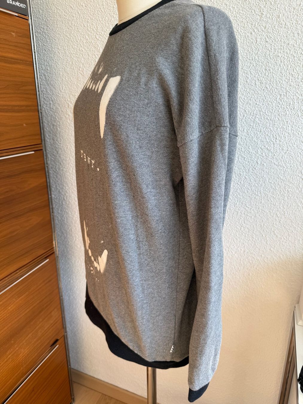 Pullover & Sweatshirts: Vans Pullover Gr. M Baumwolle – Gebraucht aus Kirchdorf AG von coco123 1