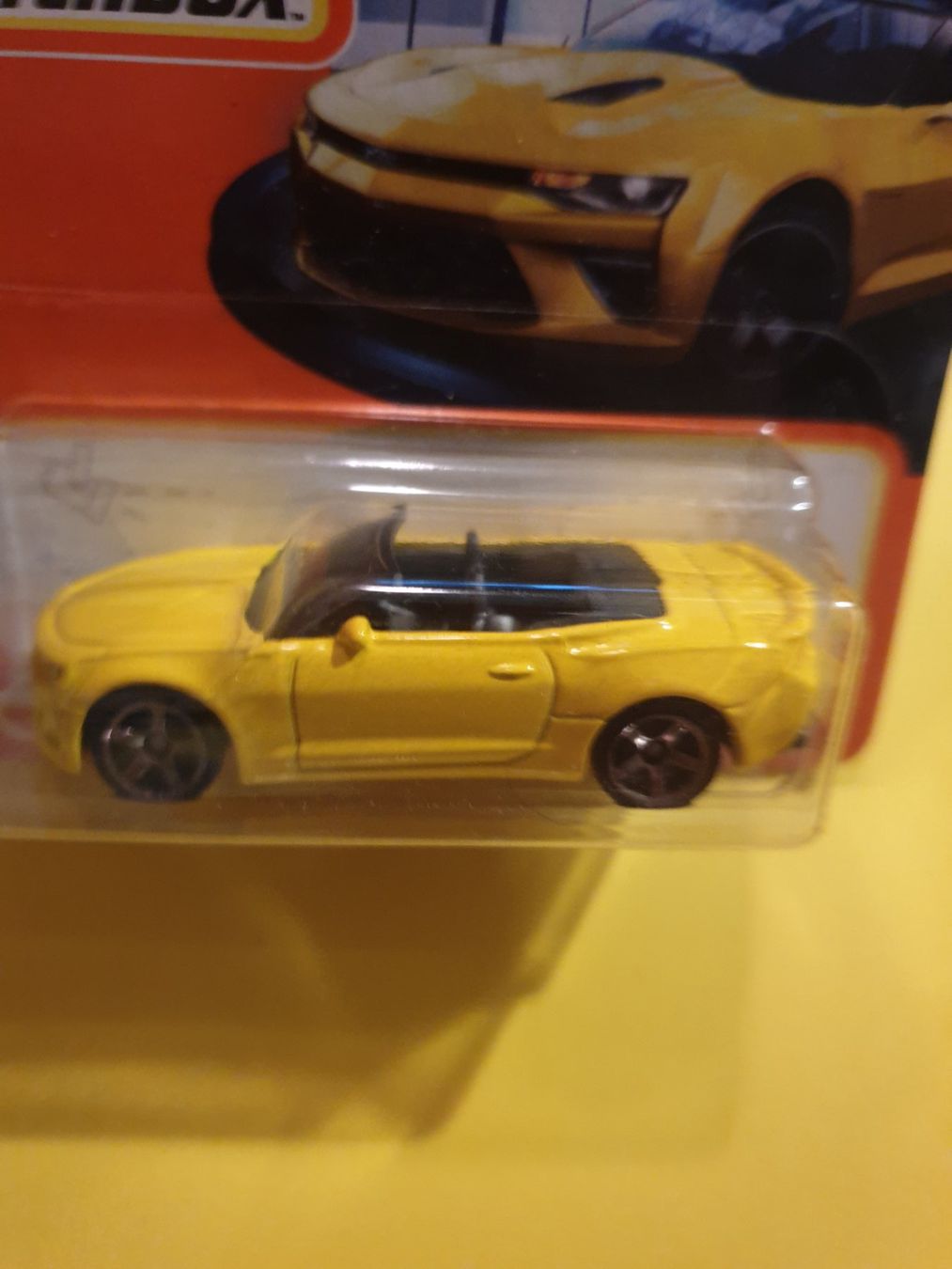 Matchbox Modellini d'auto: 2 x Matchbox '16 CHEVY CAMARO CONVERTIBLE – Nuovo e nell'imballaggio originale da Oftringen venduto da Rotor 5