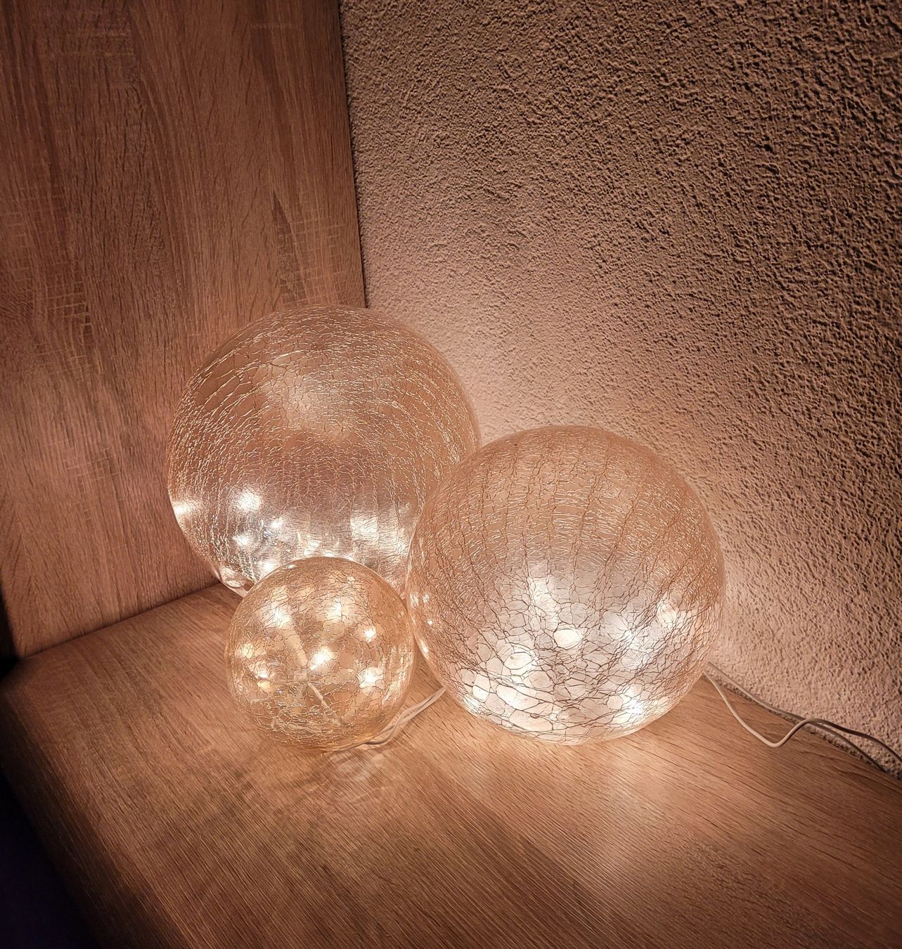 Tutte le decorazioni: 3- er Set Deko Glaskugeln – Usato da Wetzikon ZH venduto da Zirben5 4