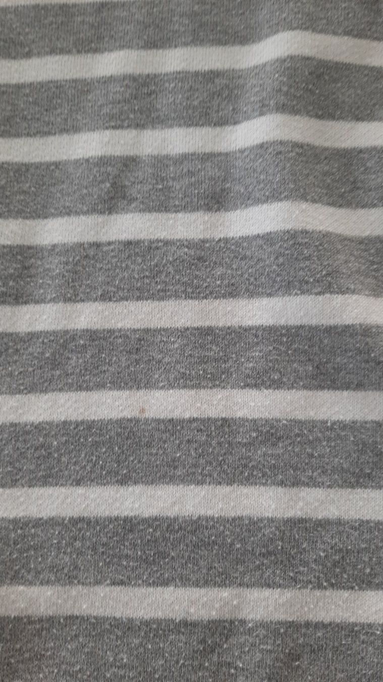 Pullover & Sweatshirts: BELOWZERO Kapuzenpullover Grösse S/164 – Gebraucht aus Dübendorf von Luuuusmeitli12 2