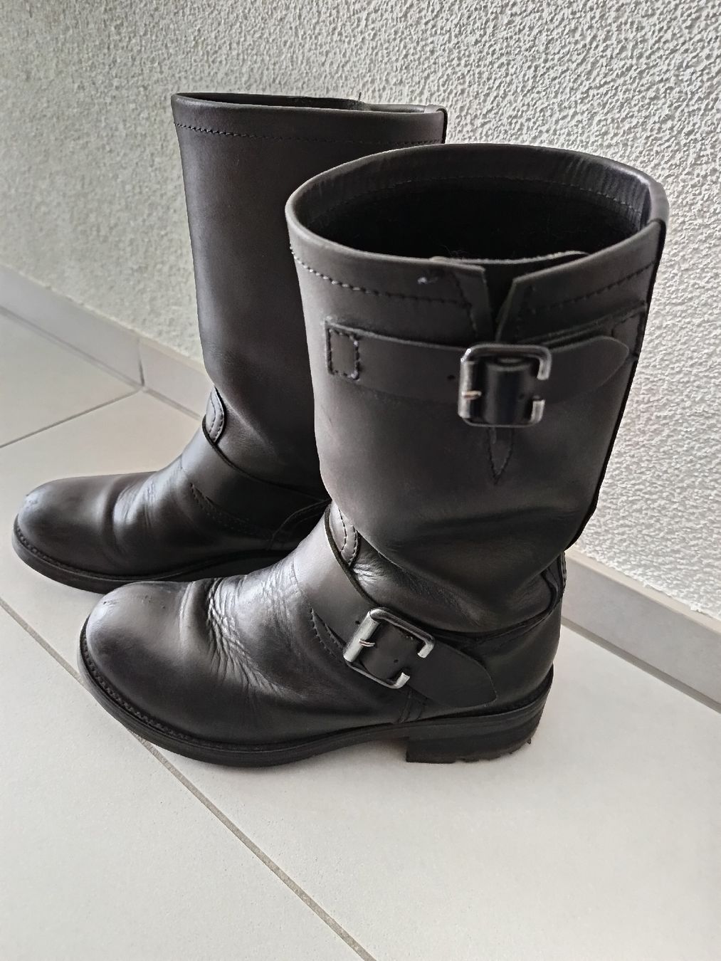 Scarpe da uomo: Lederstiefel Gr. 37 – Usato da Embrach venduto da Baronessa76