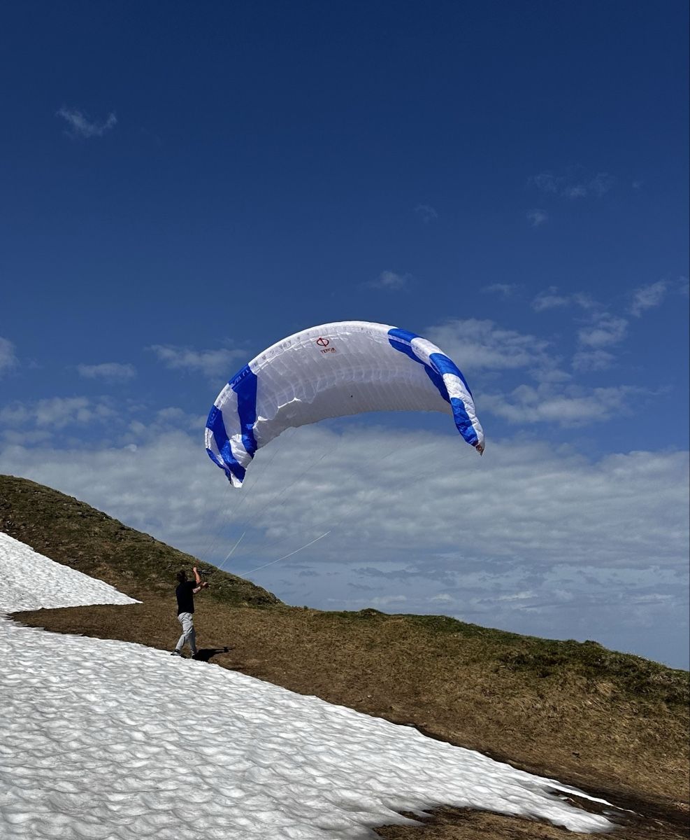 Phi Sport dell'aria & Aquiloni: Gleitschirm Phi Tenor Light 23    – Usato da Luzern venduto da kar_fq7x