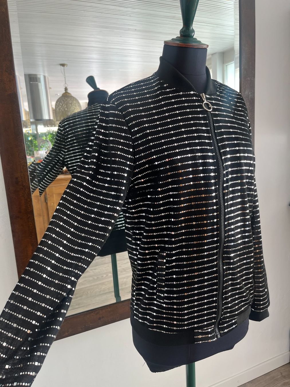 Giacche: Veste strass ! les les fêtes ! – Nuovo (secondo la descrizione) da Seiry venduto da vanille08 2