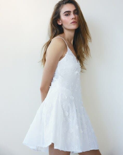 H&M Robes: Blumenkleid – D'occasion à Schaan par kri_tsw8
