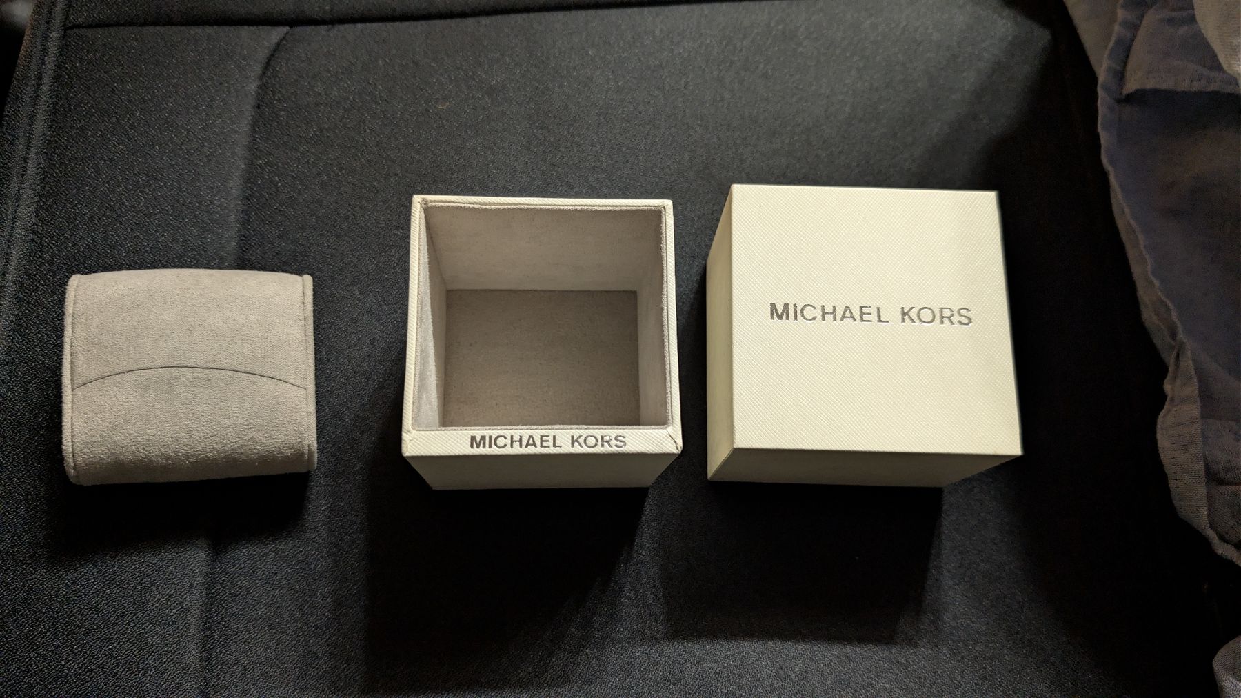 Michael Kors Scatole porta orologi: Michael Kors Uhrenschachtel – Nuovo (secondo la descrizione) da Zürich venduto da Misam 1