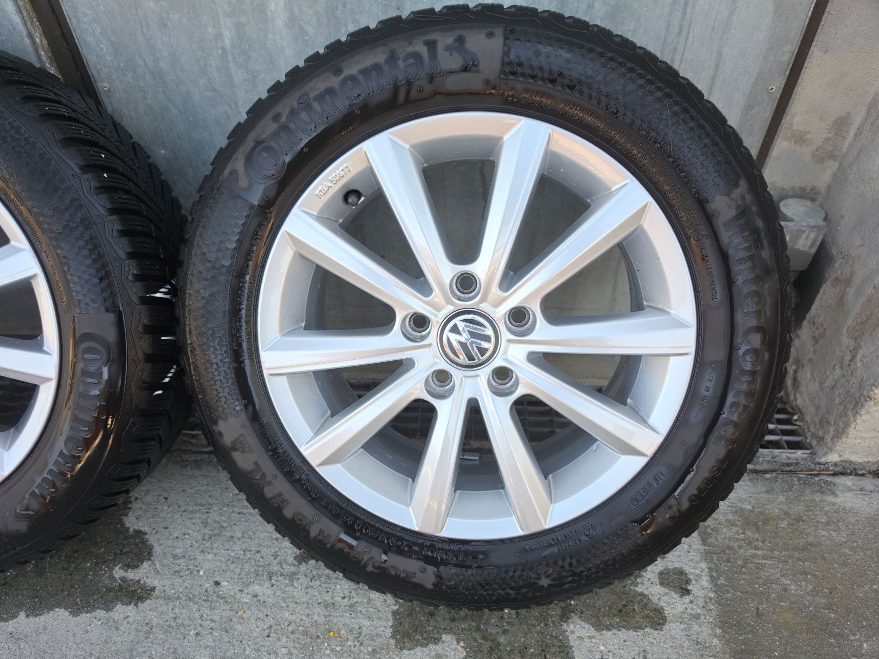 Continental Pneumatici & Ruote complete: Winterräder VW von Continental – Usato da Felben-Wellhausen venduto da REALLIFE20 1