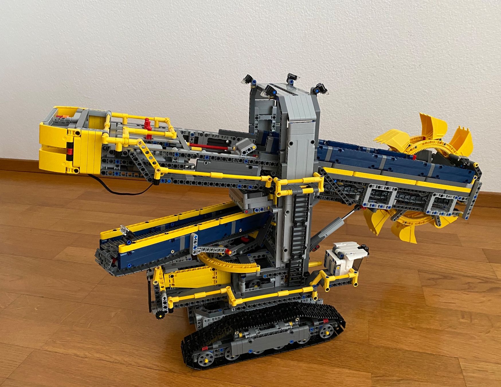 Lego Jouets: LEGO Technic 42055 Schaufelradbagger Excavator kpl. – D'occasion à Arlesheim par srulee 7