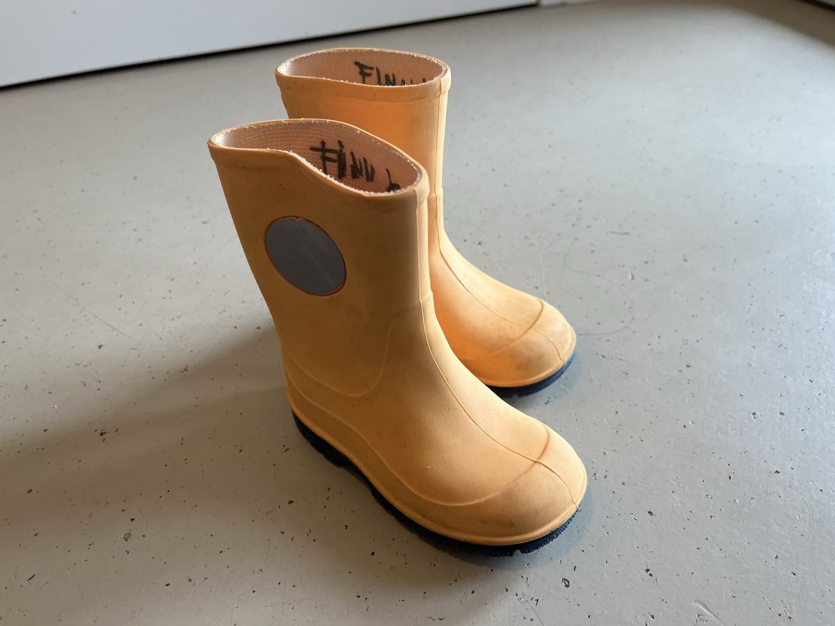 Scarpe per ragazzi: Gummistiefel, Grösse 22.5 – Usato da Zürich venduto da p.kanne