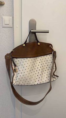 FURLA Crossbody Top-HandlePiper in Weiss - Braun