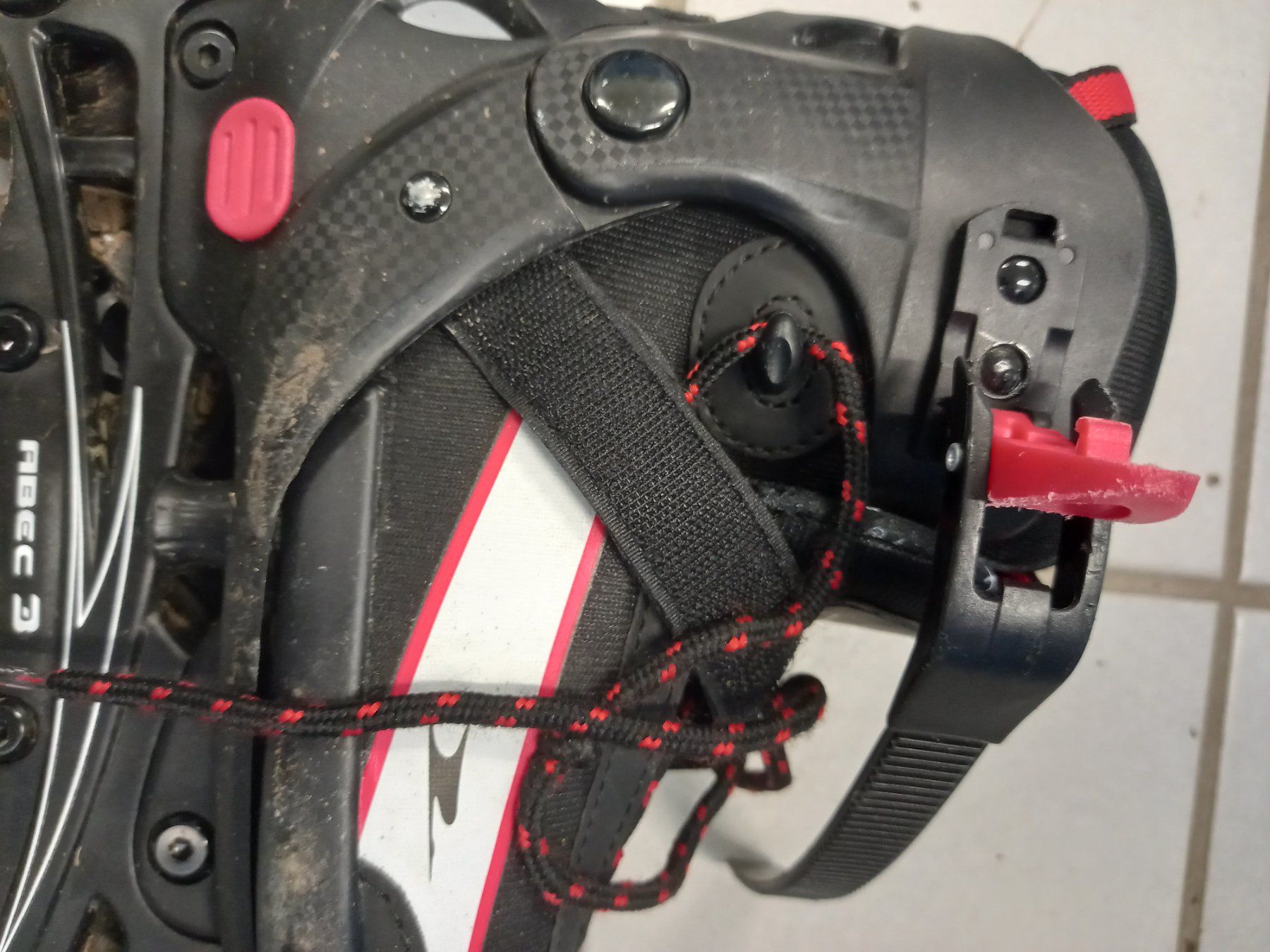 Pattini in linea & Pattini a rotelle: Patins à roulettes – Usato da Delémont venduto da Pathai68 1