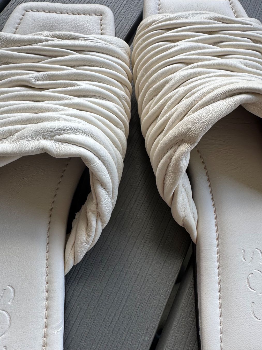 Cos Damenschuhe: Cos Pantolette Gr. 36 – Gebraucht aus Thun von Iriska77