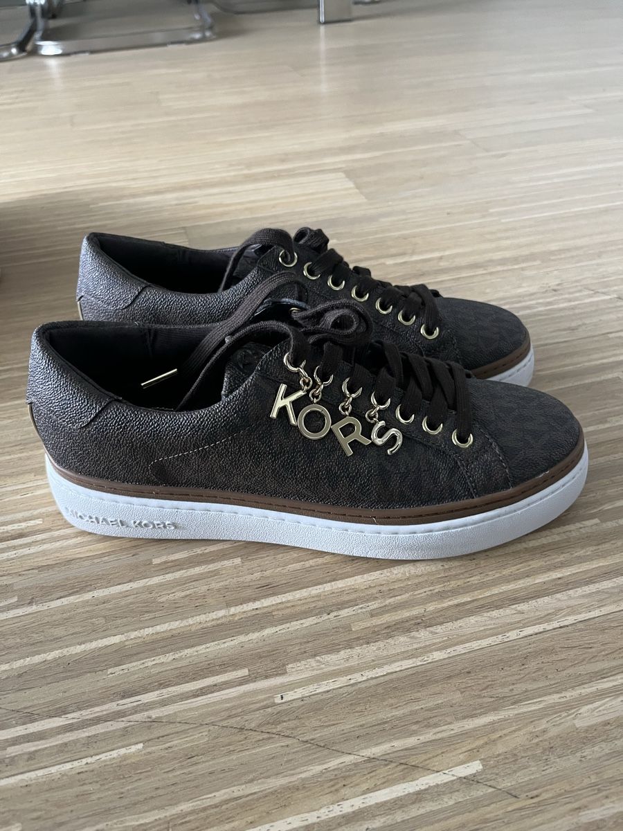 Damenschuhe: Michael Kors Sneakers – Gebraucht aus Bülach von Adilara