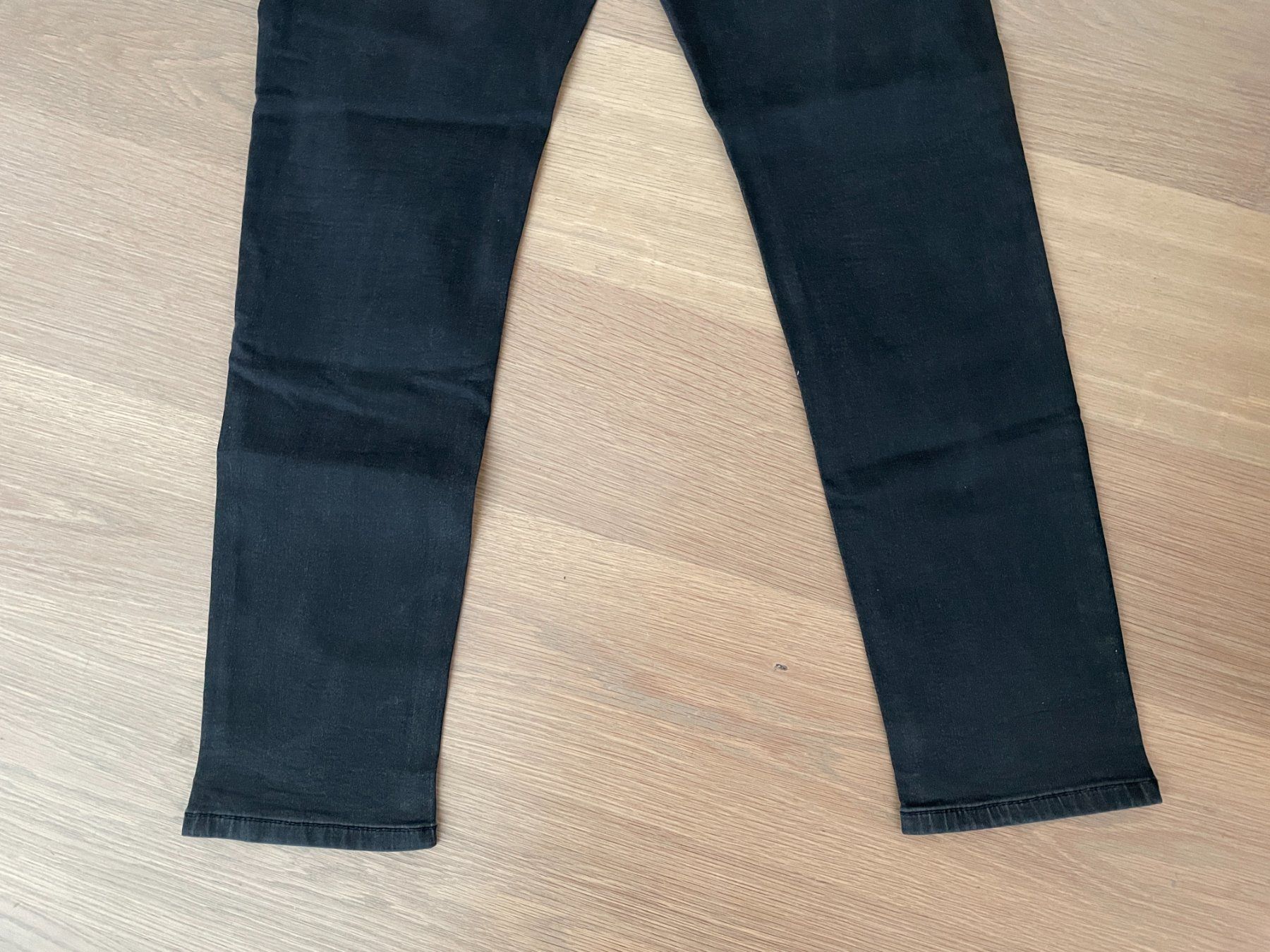 S.Oliver Pantaloni: Schwarze S.Oliver Jeans, Grösse 176 big – Usato da Rüschlikon venduto da user999 5
