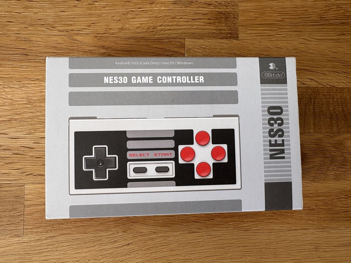 8BitDO Controller: 8bitdo NES30 Wireless Bluetooth Controller – Neu und originalverpackt aus Effretikon von jedibabu