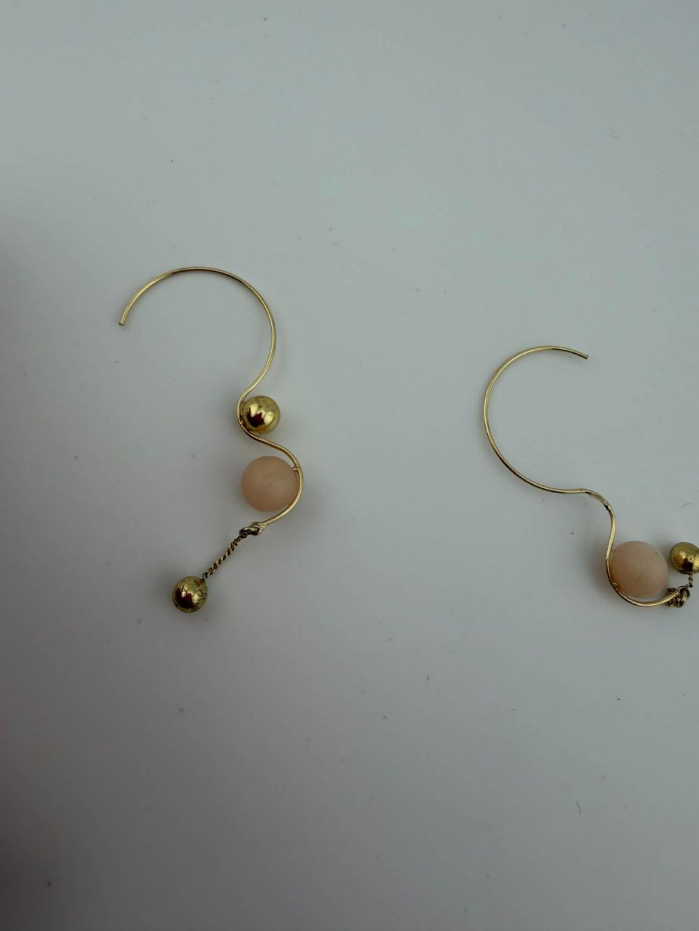 Ohrringe & -stecker: Elegante Ohrringe mit Pfirsichperle🌸 – Gebraucht aus Riehen von edu_92w7 2