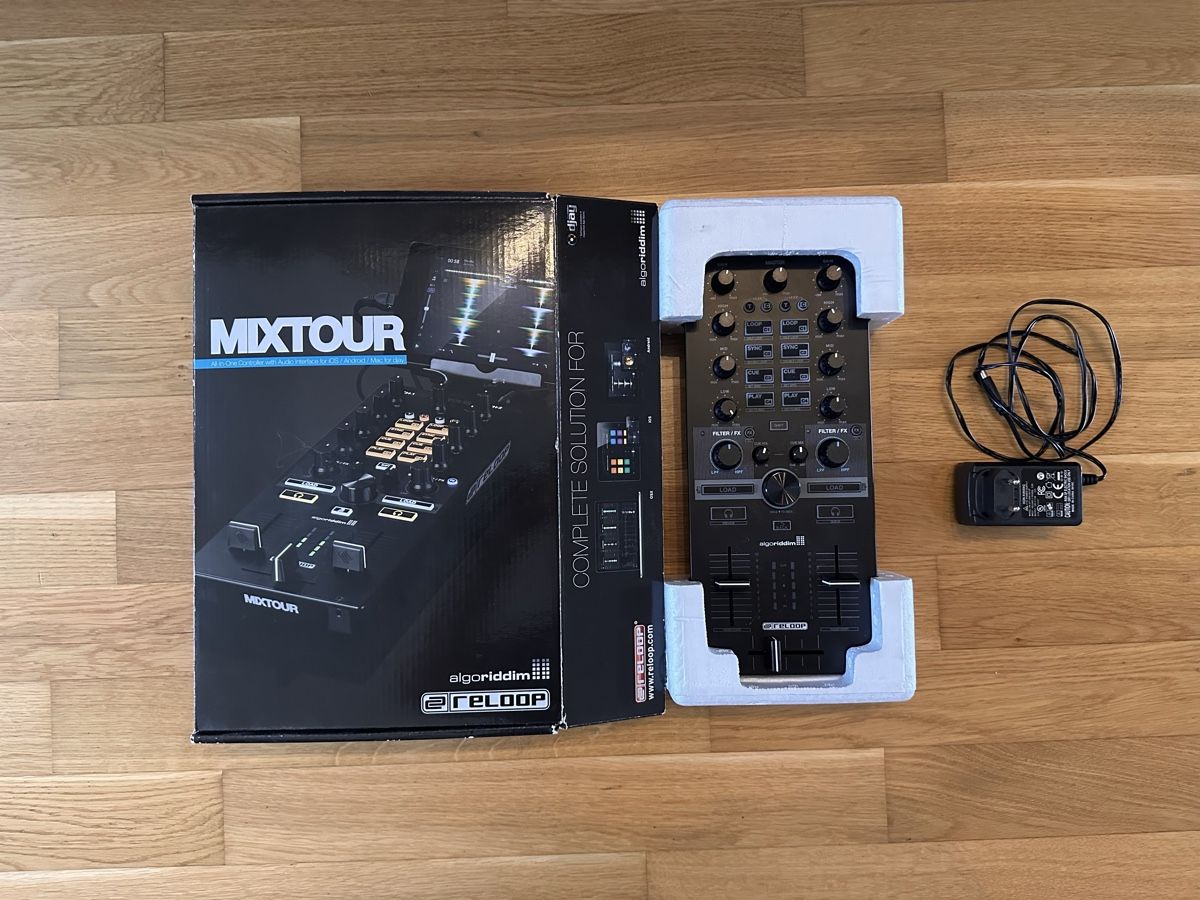 Reloop Platines de mixage: Reloop Mixtour – D'occasion à Unterseen par Colin.19 1