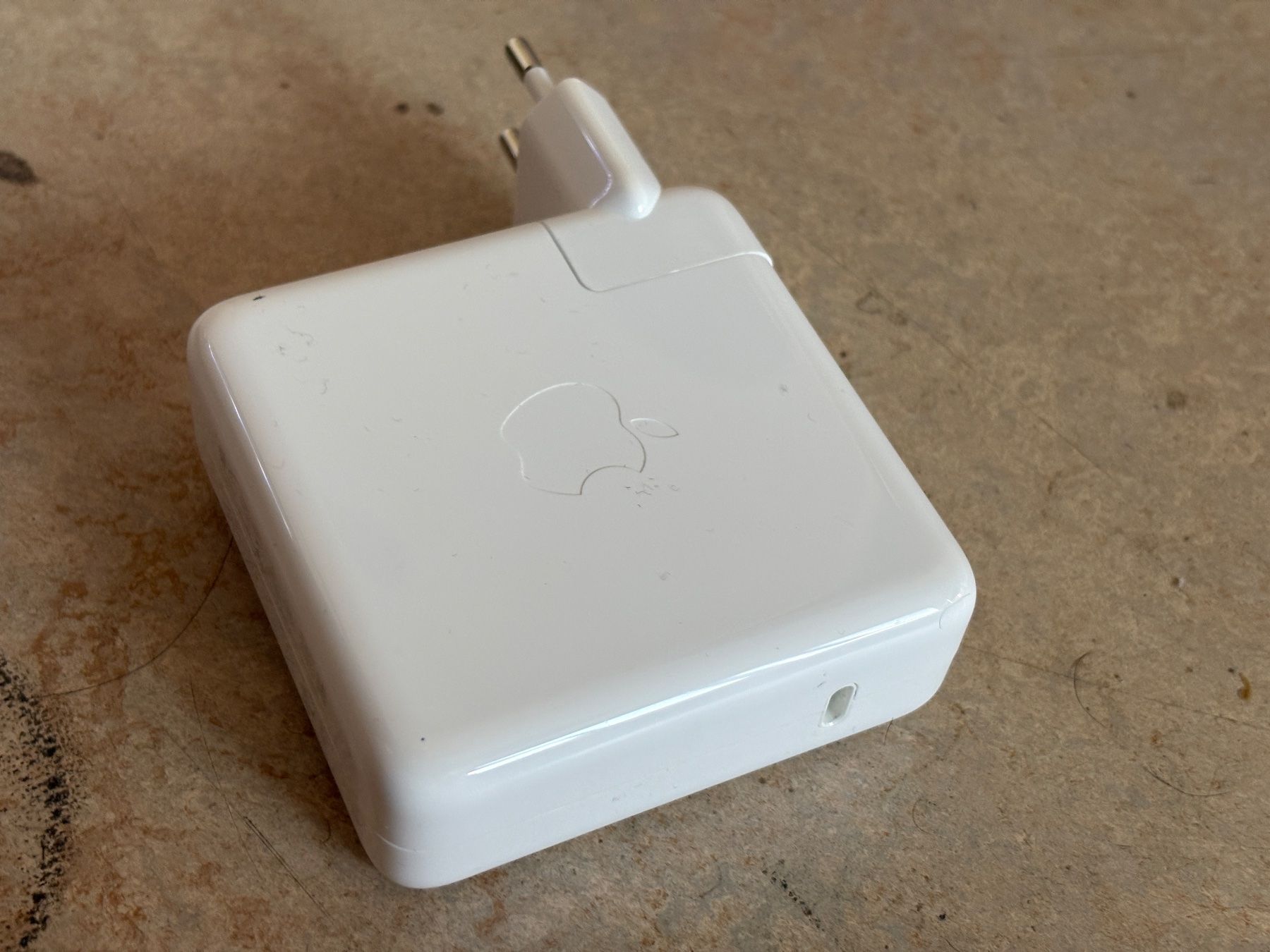 Caricabatterie: Apple Netzteil 96W USB-C Power Adapter (Original) – Usato da Dietikon venduto da The-Star-Shop 2
