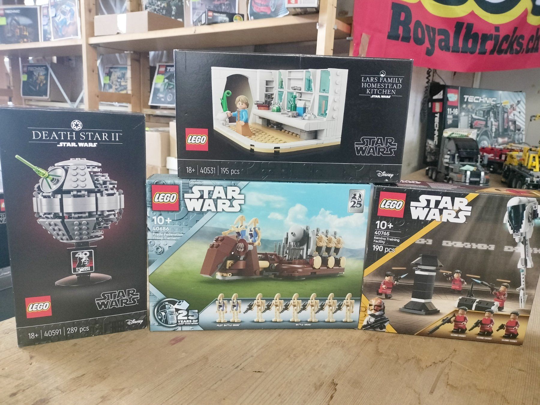Lego Spielzeuge: Lego Star Wars GWP Lot 4 Sets – Neu und originalverpackt aus Wil SG von RoyalBricks