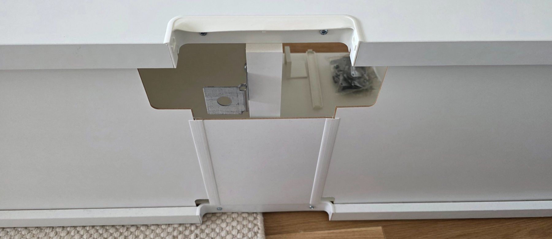 Ikea Mobili TV: TV-Möbel/TV-Bank BESTA – Usato da Uznach venduto da reklumike 6