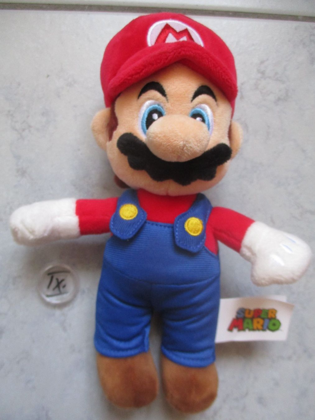 Nintendo Giocattoli: Super Mario Plüschfigur 23 cm – Usato da Birsfelden venduto da alles-muss-raus