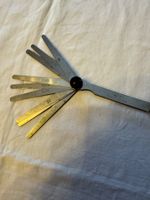 Jauge d'épaisseur 14 lames (0.03-1.00 mm) occasion (504)